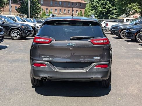 Used 2014 Jeep Cherokee Latitude w/ Comfort/Convenience Group AWD/4WD image 4
