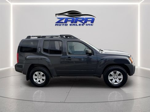 Used 2013 Nissan Xterra X image 7