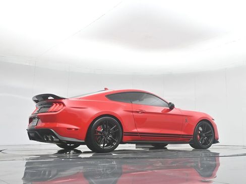 Used 2021 Ford Mustang Shelby GT500 w/ Technology Package image 46