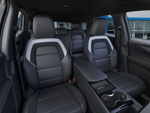 New 2025 Chevrolet Blazer EV LT image 16