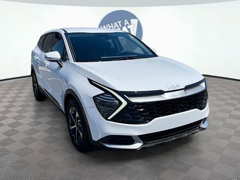 Certified 2025 Kia Sportage EX FWD image 3
