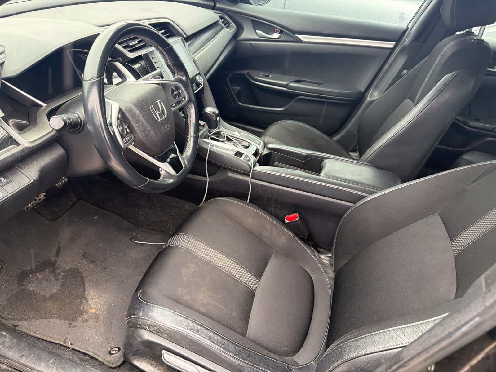 Used 2019 Honda Civic Sport image 4