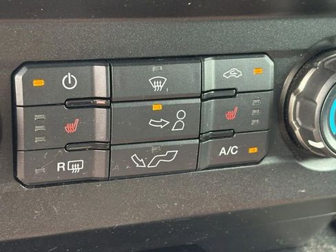 Used 2019 Ford F150 Raptor w/ Equipment Group 801A Mid image 12