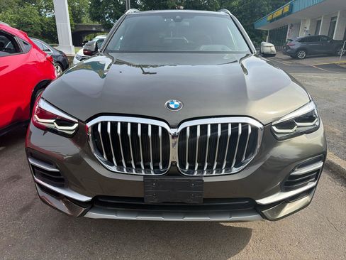 Used 2023 BMW X5 xDrive40i w/ Premium Package AWD/4WD image 14