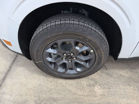 New 2026 Ford Maverick XLT w/ XLT Luxury Package image 17