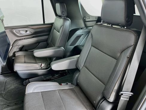 Used 2023 Chevrolet Tahoe High Country w/ Advanced Technology Package AWD/4WD image 32