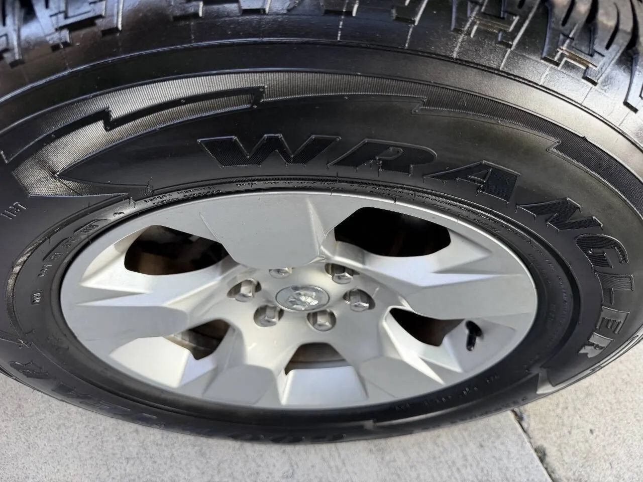 Used 2019 RAM 1500 Big Horn AWD/4WD image 46