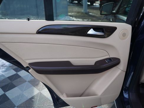 Used 2017 Mercedes-Benz GLE 350 4MATIC image 41