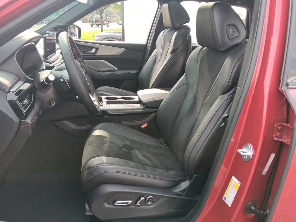 Used 2025 Acura MDX A-Spec AWD/4WD image 12