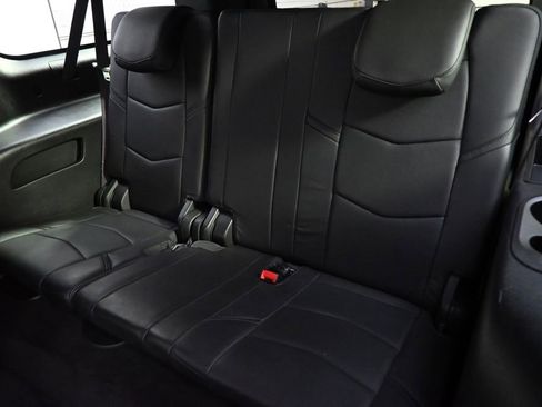 Used 2017 Cadillac Escalade ESV Platinum image 22