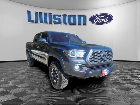 Used 2023 Toyota Tacoma TRD Off-Road image 1