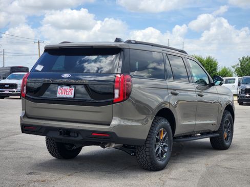New 2027 Ford Expedition Tremor w/ Driver's Package AWD/4WD image 4