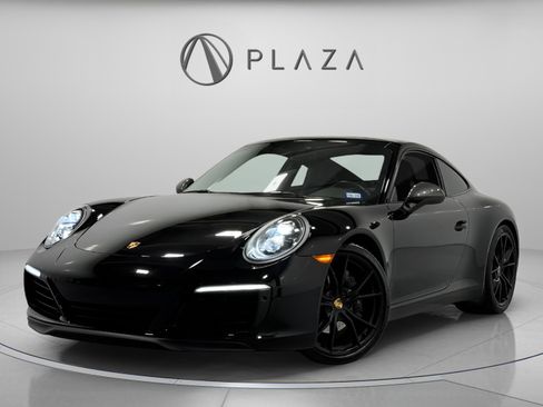Used 2019 Porsche 911 Carrera T image 1