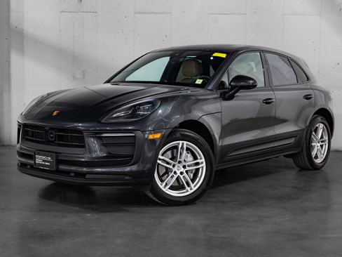 Certified 2023 Porsche Macan AWD/4WD image 1