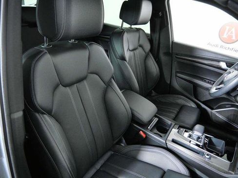Used 2023 Audi SQ5 Prestige w/ Prestige Package image 12