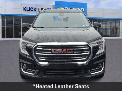 Used 2024 GMC Terrain SLT image 2