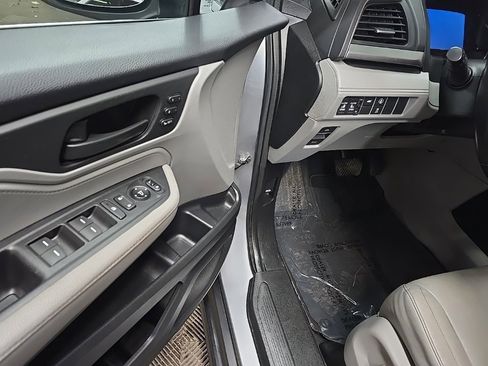 Used 2022 Honda Odyssey EX-L image 28