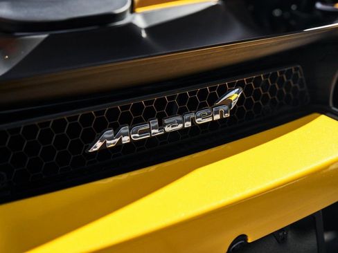 Used 2019 McLaren 720S image 15