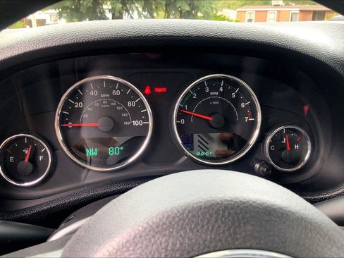 Used 2012 Jeep Wrangler Sport AWD/4WD image 20