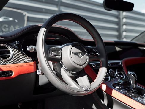 Used 2023 Bentley Continental GT S image 34