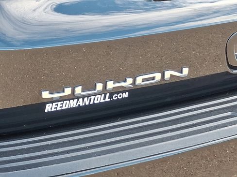 Certified 2024 GMC Yukon XL SLT image 33