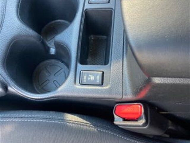 Used 2019 Nissan Rogue SV FWD image 13