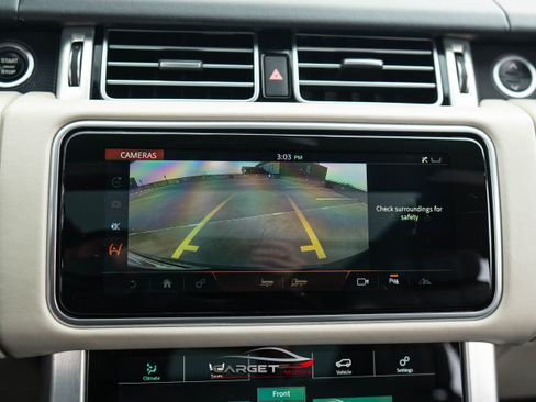 Used 2020 Land Rover Range Rover HSE image 31