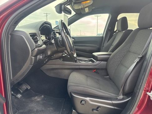 Used 2023 Dodge Durango GT image 2