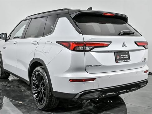 New 2025 Mitsubishi Outlander SEL Black Edition image 7