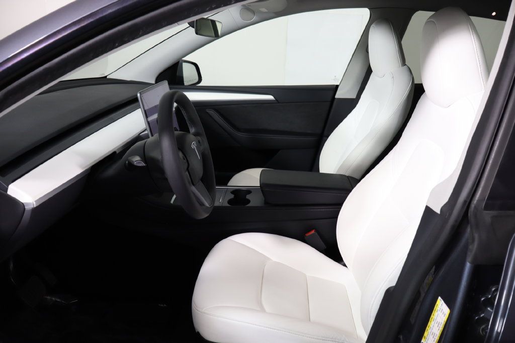 Used 2023 Tesla Model Y Long Range AWD/4WD image 13