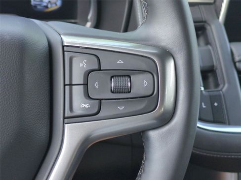 Used 2024 Chevrolet Tahoe Z71 w/ Luxury Package AWD/4WD image 25