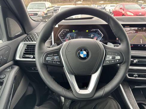 New 2026 BMW X5 xDrive40i w/ Climate Comfort Package image 18