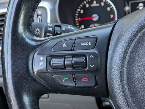 Used 2016 Kia Sorento EX image 22