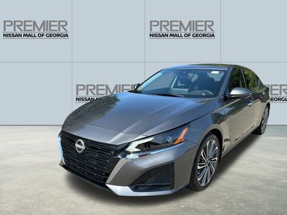 New 2025 Nissan Altima 2.5 SL