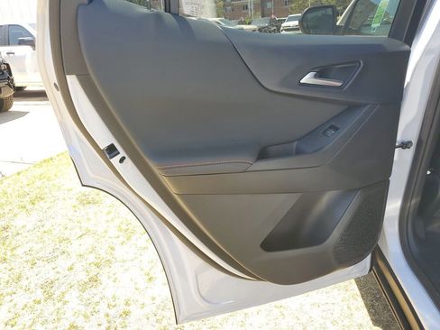 New 2026 Chevrolet Equinox RS w/ Safety and Technology Package FWD image 15