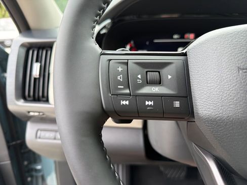 New 2026 Nissan Pathfinder SL AWD/4WD image 21