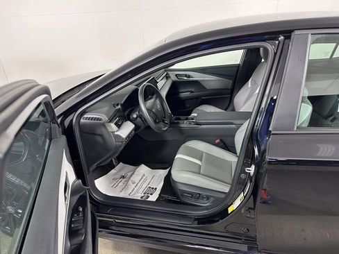 Used 2025 Toyota Camry XSE image 21