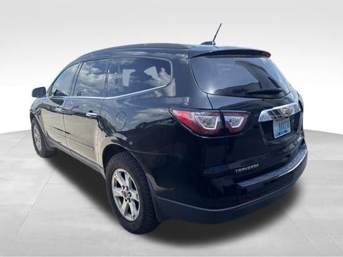 Used 2017 Chevrolet Traverse LT FWD image 6