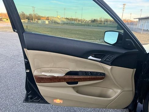 Used 2012 Honda Accord EX-L image 7