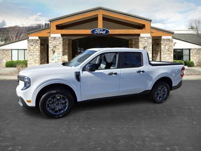 New 2025 Ford Maverick XLT w/ XLT Luxury Package