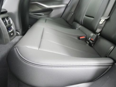 Used 2026 BMW 330i Sedan w/ M Sport Package RWD image 14