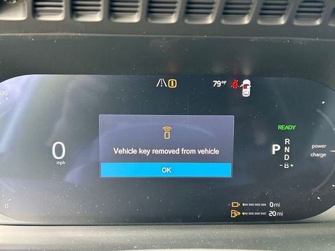 New 2026 Volvo XC90 T8 Ultra w/ Protection Package Premier AWD/4WD image 15