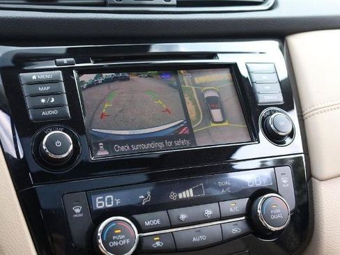 Used 2020 Nissan Rogue SL w/ Premium Package FWD image 15