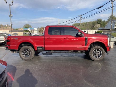 Used 2023 Ford F350 Lariat w/ Sport Appearance Package image 2