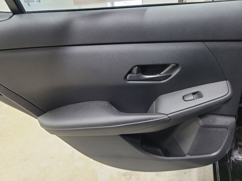 Used 2024 Nissan Sentra SV image 10