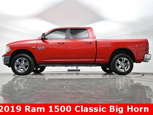 Used 2019 RAM 1500 Big Horn image 25