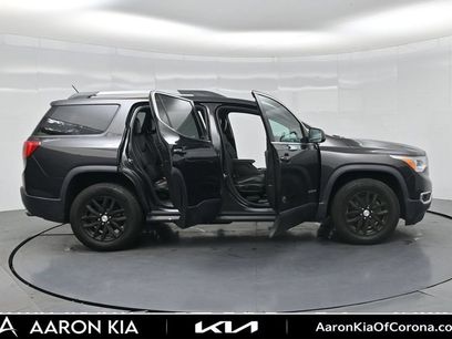 Used 2018 GMC Acadia SLT
