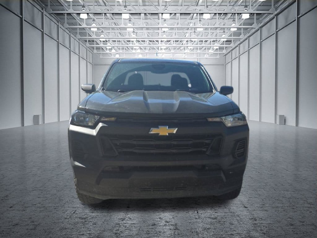 Used 2023 Chevrolet Colorado W/T RWD image 9
