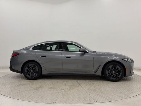 Used 2025 BMW i4 eDrive40 w/ Premium Package RWD image 8