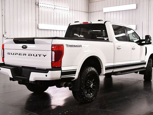 Used 2022 Ford F250 Lariat w/ Tremor Off-Road Package image 7